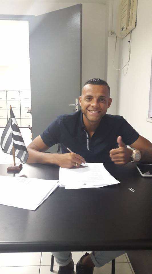 Mais uma negociação concluída. Guilherme é o novo atacante do Botafogo para temporada 2017